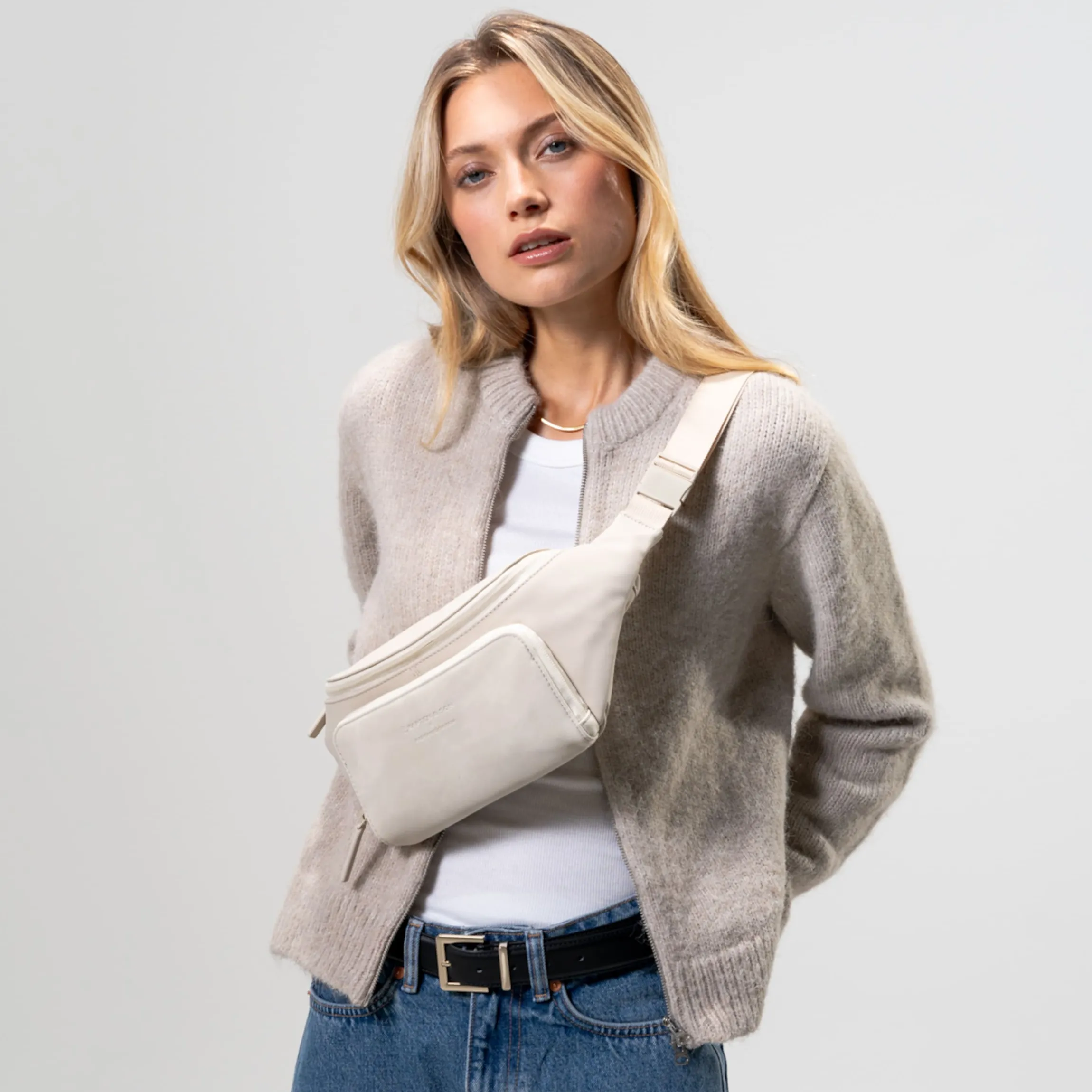 Bali Crossbody Sandstone by Mariefeandjakesnow