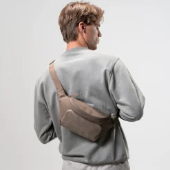 Bali Crossbody Walnut by Mariefeandjakesnow