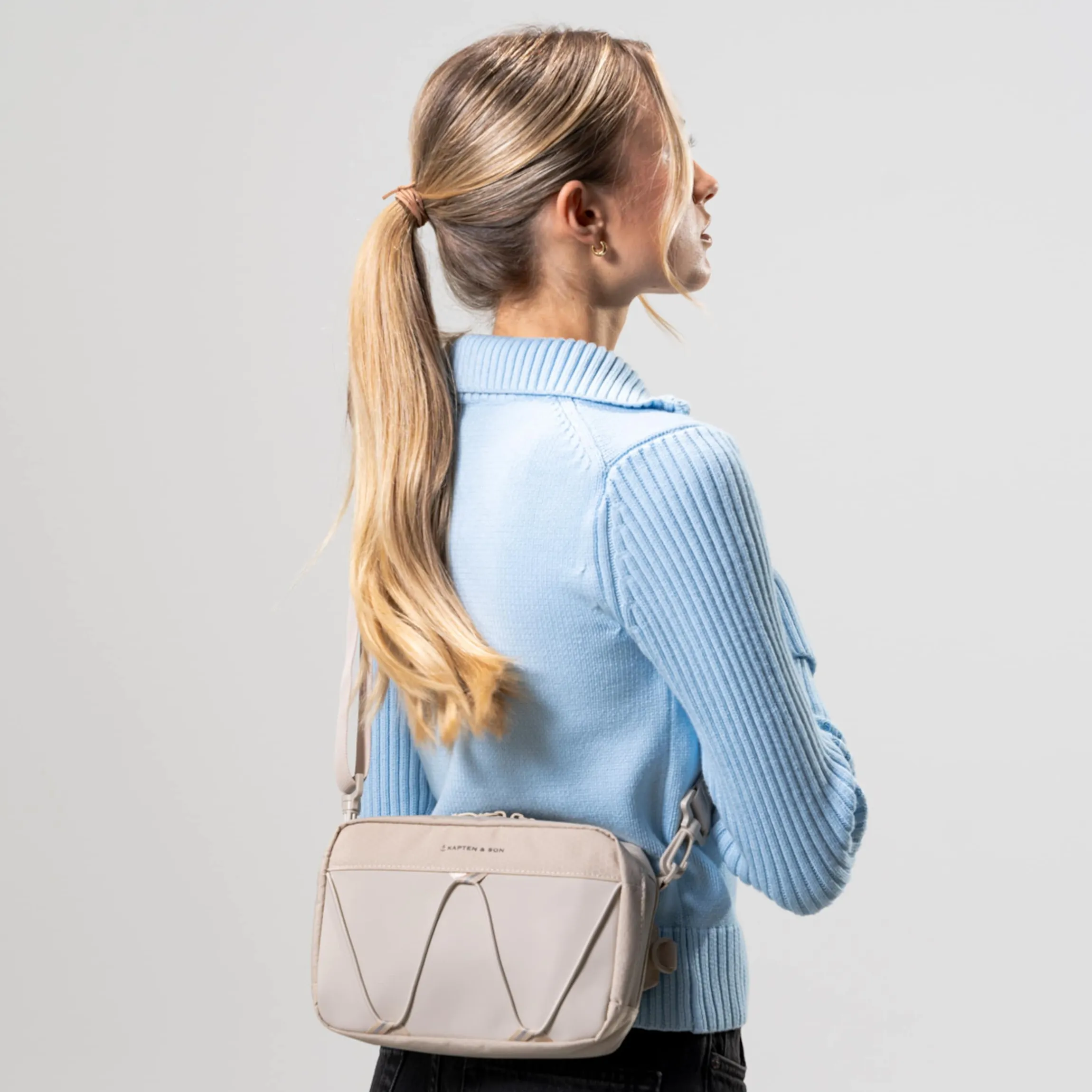 Banff Crossbody Sandstone