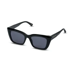 Cassis All Black
