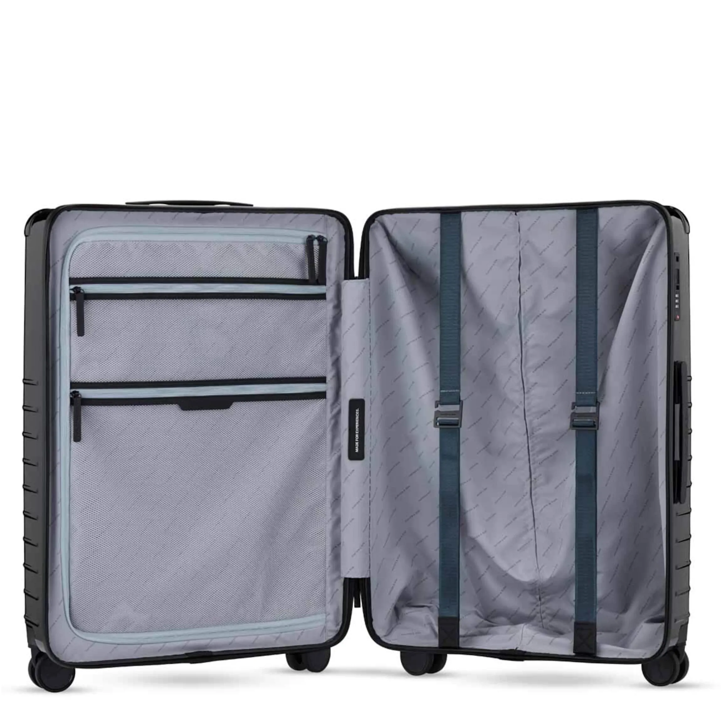 Heathrow Essential Check InAll Black
