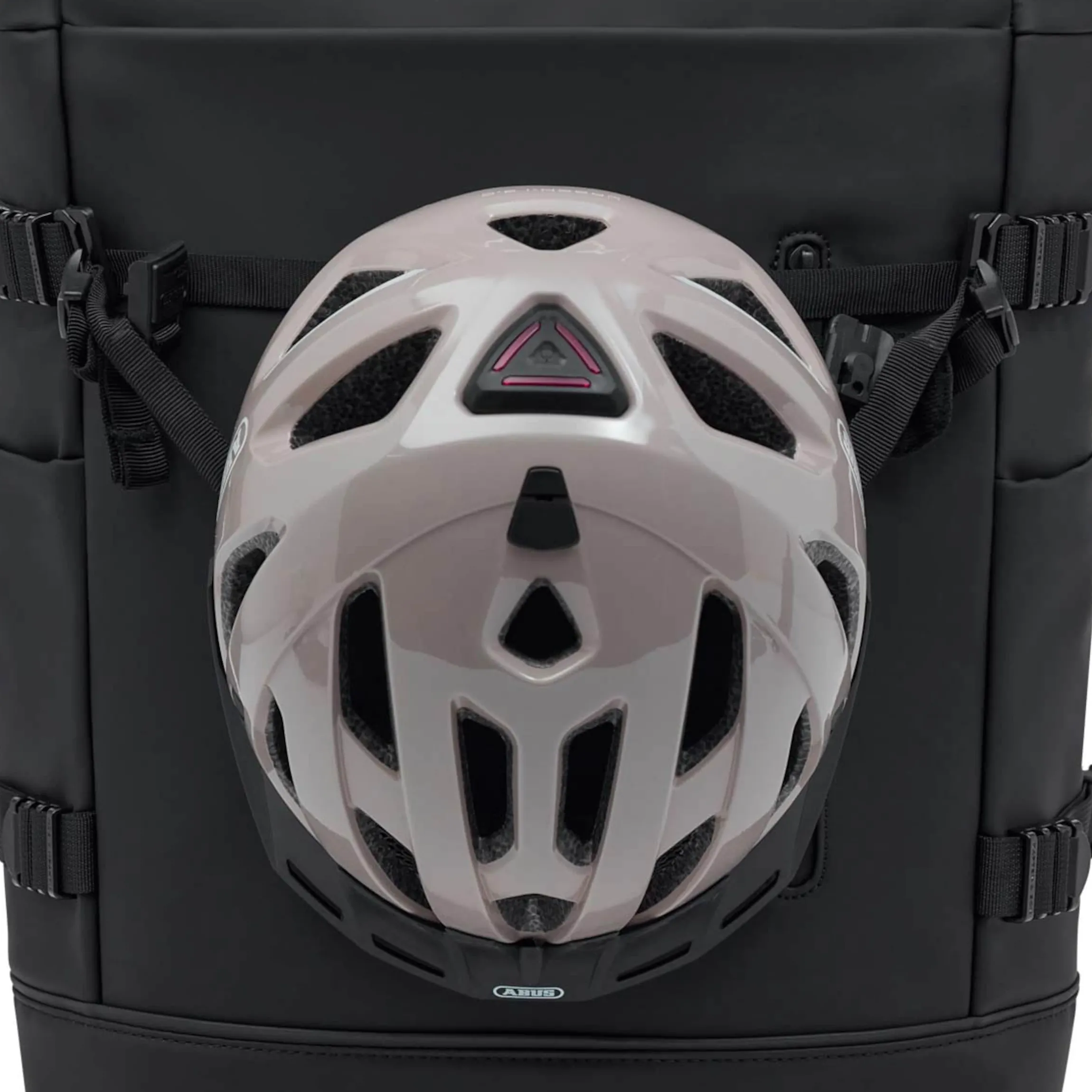 Helsinki Pro Bike Backpack All Black
