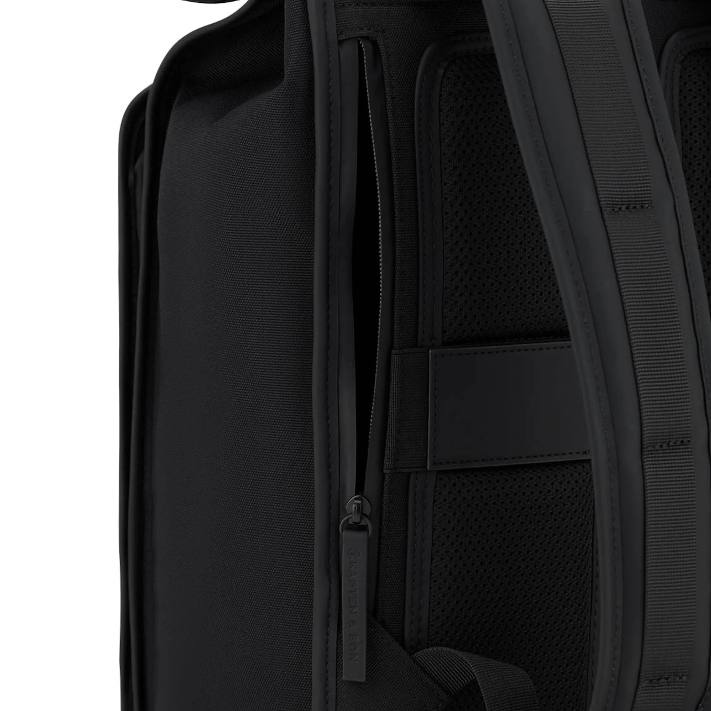 Lund Pro All Black