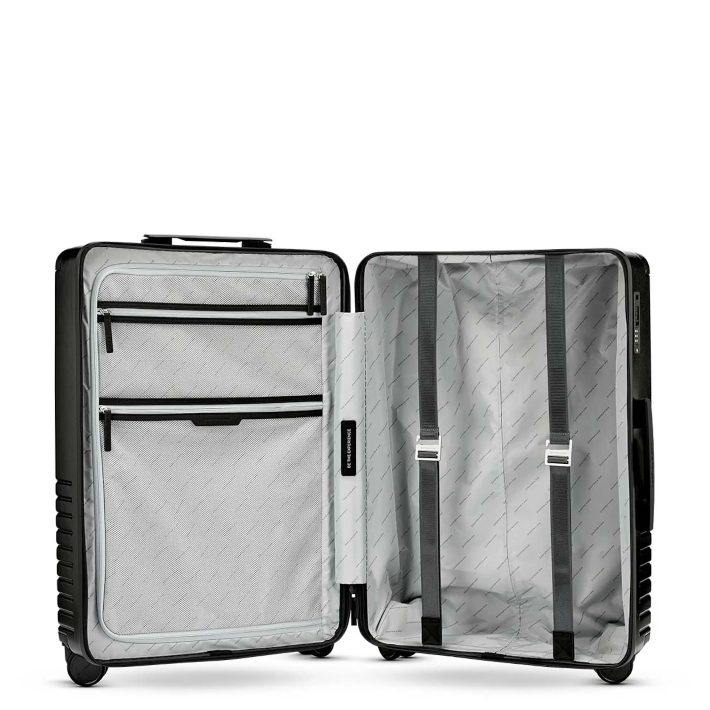 Set Heathrow All Black